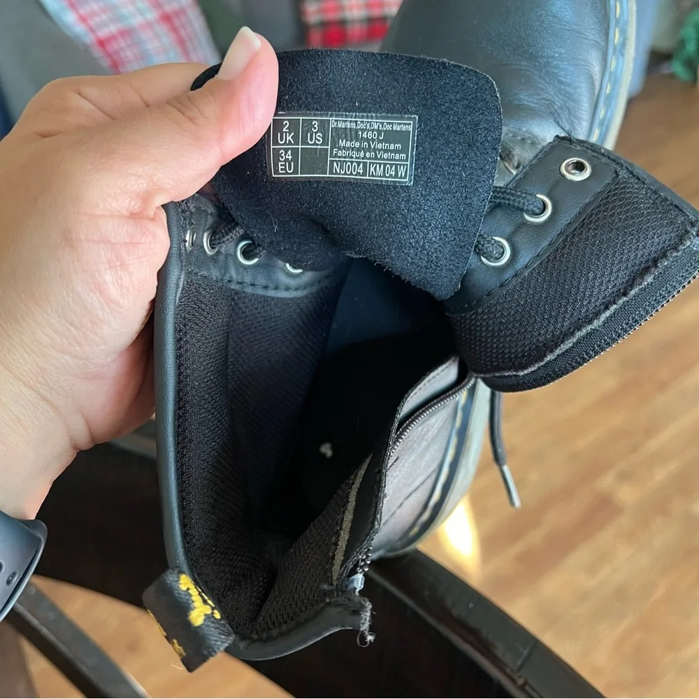 Dr. Martens 1460 J Black Leather Lave Up Boots Size 3